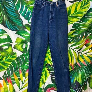 Vintage 1990s Sasson Women's 9/10 Tall Blue Denim High Waisted Mom Tapered Jeans